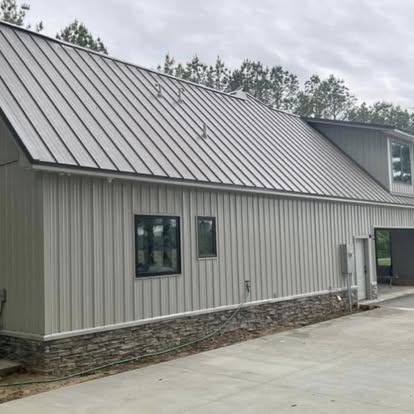 Standing Seam — Light Stone